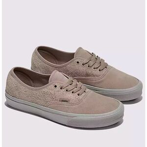 Vans Cream Sneakers Classic Slip-On Style NWT